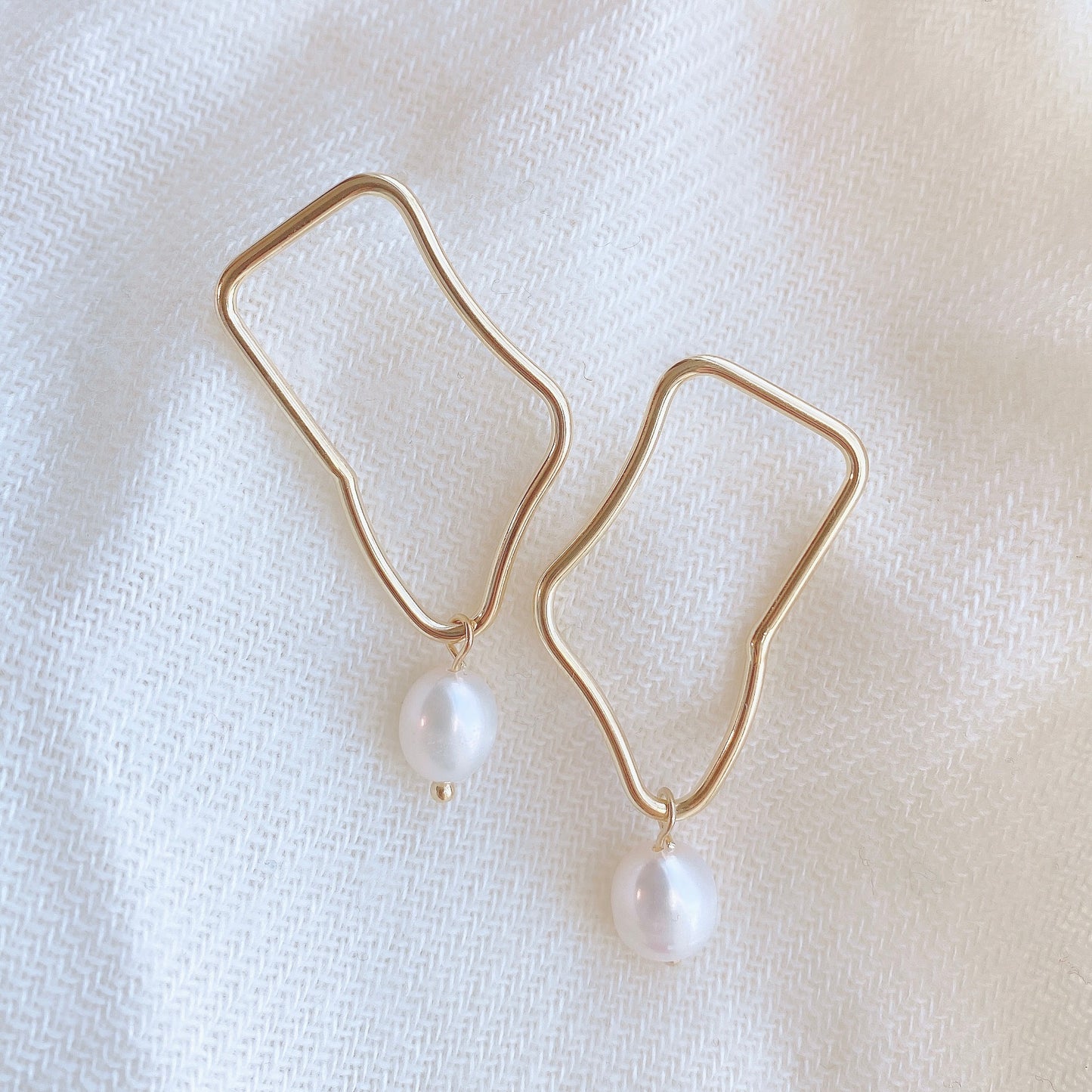 Single Irregular Freshwater Pearl Earrings